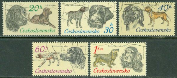 Tjeckoslovakien - M 2154-2158 Jakthundar bl.a. Irländsk Setter, 5 ol stpl