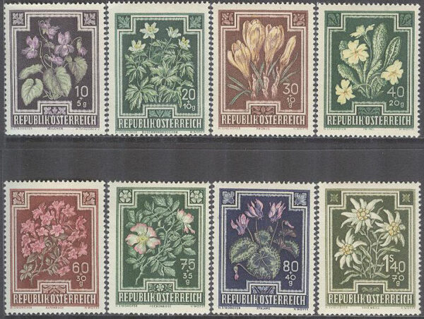 Österrike - M  868-871, 873-875, 877 Blommor. Anti-tuberkulos-fond, 8 olika **