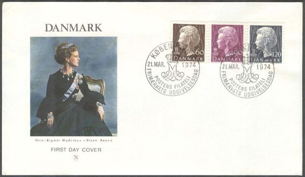 Danmark - FDC 1974-03-21 - Drottning Margrethe. Typ I, 3 kpl Vinjett 3
