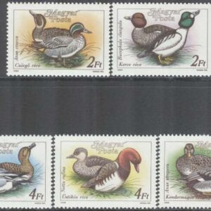 Ungern – M 3972-3976 A Fåglar – Änder bla Snatterand, 5 kpl **