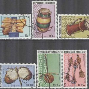 Togo – M 1209-1214 A Musikinstrument bl.a. trummor och flöjt, 6 kpl stpl