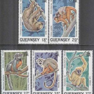 Guernsey – M  465-469 Djur i Tropisk regnskog – Naturskydd – Apor, 5 kpl **