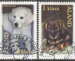 Åland – F  195-196 Hundar – Golden Retriver & Strävhårig Tax, 2 kpl