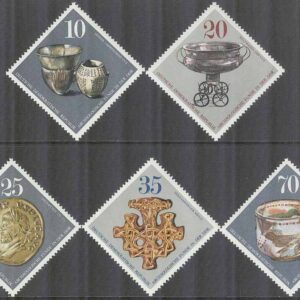 DDR – M 2182-2186 Arkeologiska fynd bla Guldmynt & Krukor, 5 kpl **
