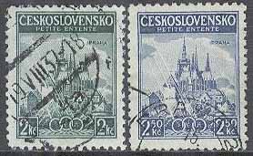 Tjeckoslovakien – M  375-376 Klostret Hradschin, 2 kpl