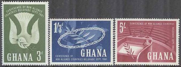 Ghana - M  103-105 Konferens för blockfria stater - Fredsduva, 3 kpl **