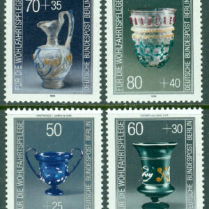 Berlin – M  765-768 Välfärd – Dyrbart glas, 4 kpl **