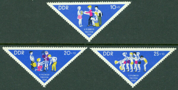 DDR - M 1045-1047 Pionjärmöte, Chemnitz, 3 kpl **