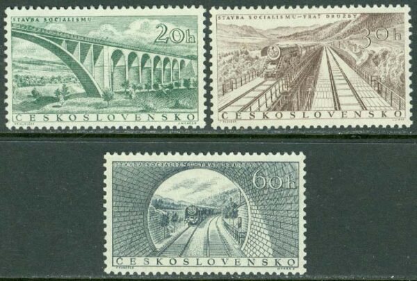 Tjeckoslovakien - M  945-947 Socialistiska byggnadsverk, 3 ol **