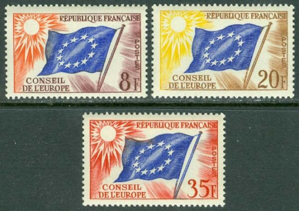 Frankrike - Europarådet - M T    2-3, 5  Tjänstemärken - Europarådet - Flaggor, 3 ol **