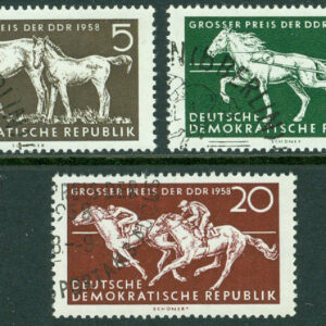 DDR – M  640-642 Hästtävlingen ”DDR`s Stora Pris” och hästgård, 3 kpl stpl