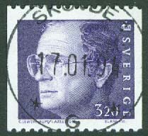 F 1823 Carl XVI Gustaf. Prakt SKÖVDE 17.01.94  (R/Vg)