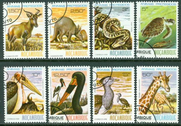 Mocambique - M  796-803 Skyddade djur, bl.a. giraff, 8 kpl stpl