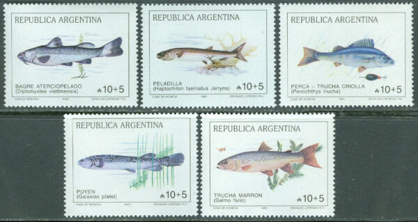 Argentina - M 1972-1976 Fiskar från de patagoniska sjöarna, 5 kpl **