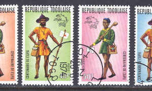 Togo – M 1035-1038 UPU 100 år, uniformer, 4 kpl