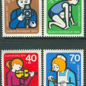 Berlin – M  468-471 Inslag av internationellt ungdomsarbete, 4 kpl **