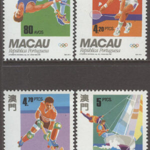 Macau – M  702-705 OS i Bacelona 1992 bla Tennis & Segling, 4 kpl **