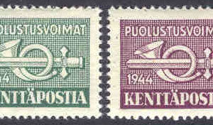 Finland – F F 4-5 Fältpostmärken, posthorn med svärd, 2 kpl**