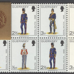 Guernsey – M   93, 97, 98 Militäruniformer, Häfte med 16 märken kpl **