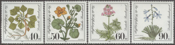 Tyskland - M 1108-1111 Blommor - Hotade bla Sjönöt, 4 kpl **