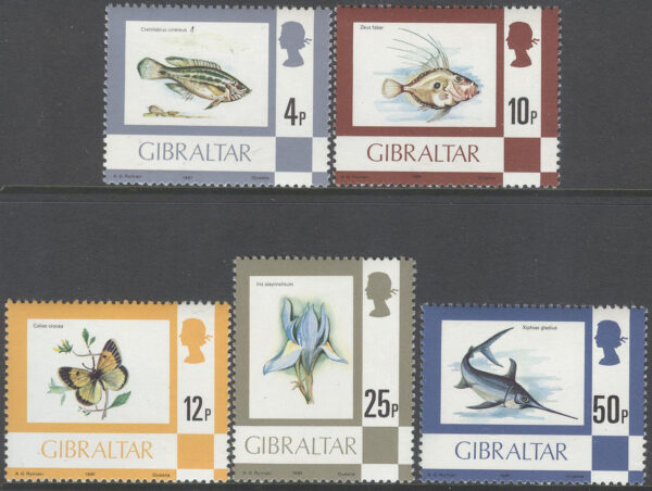 Gibraltar - M  353,357-358,360-361 III Blommor - Fiskar - Fjäril, serie 5 kpl **