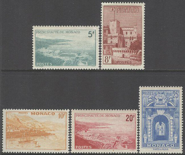 Monaco - M  385-387, 389, 391 Vyer bla Hamnen i Monte Carlo, serie 5 olika **