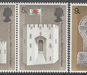 England – M  522-526 Fursten från Wales – Torn – Prins Charles, 3-strip + 2 kpl **
