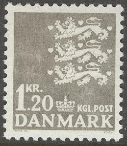 Danmark – F  426 Lilla Riksvapnet 1,20 kr grå **