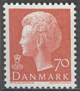 Danmark – F  583 b Drottning Margrethe. Typ I 70 öre röd **
