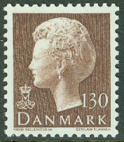 Danmark – F  749 Drottning Margrethe. Typ I, 130 öre brun **