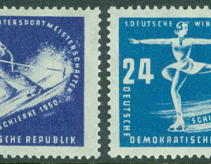 DDR – M  246-247 Första vintersportmästerskapen i DDR, Schierke, 2 kpl **
