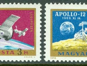 Ungern – M 2575-2576 A Sojus 6-7-8 och Apollo 12, 2 kpl **