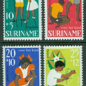 Surinam – M  528-531 ”Voor het Kind”: barnlekar, 4 ol **