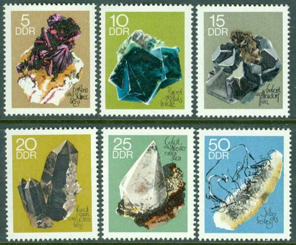 DDR - M 1468-1473 Mineraler från samlingarna hos Bergsakademin i Freiburg, 6 kpl **