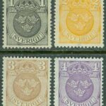 Sverige – F   71-74 Lilla Riksvapnet vm våglinjer, 4 kpl **